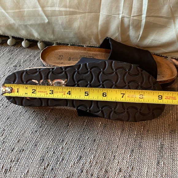 NAOT Alana size 37 black stretch slides - Picture 9 of 12